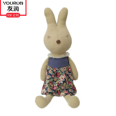 通気性のバニーはPlushおもちゃの花のスカートのウサギの柔らかいおもちゃを詰めた