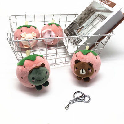 車のキーのための10cmの漫画のいちごの動物の表面KeychainのPlushおもちゃ