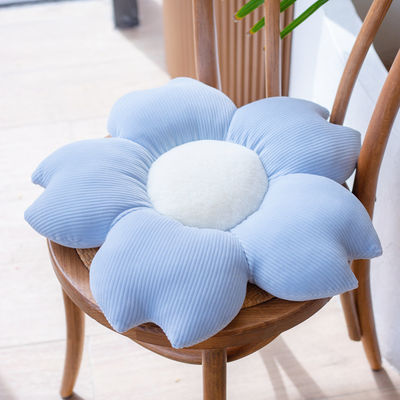 衰退の女の子の睡眠の短いPlush花の枕無し