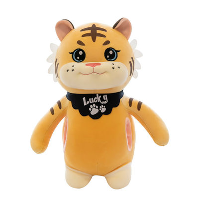 Plush生地によって詰められるトラのおもちゃを縫うOEMのコンパクト
